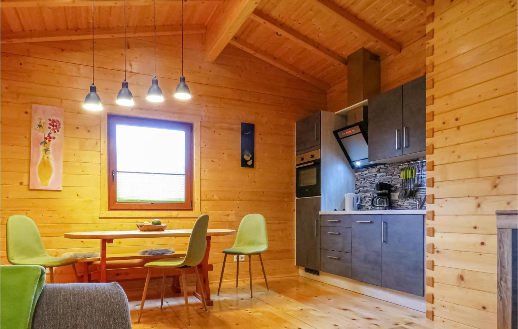 Lovely Home In Merzalben With Wifi Zewnętrze zdjęcie